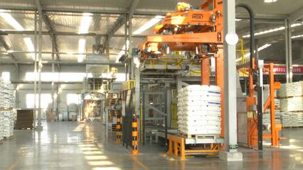 乳山口鎮(zhèn) 不負(fù)春光干勁足，家電配件銷(xiāo)售提振精神向未來(lái)